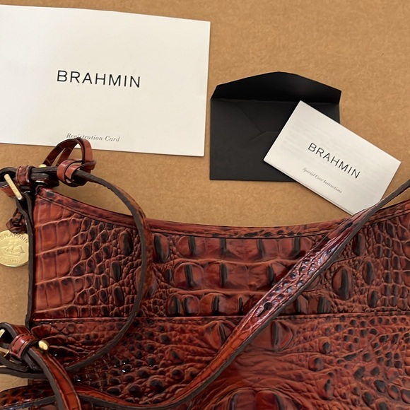 NWT Brahmin Jody Pecan Melbourne Croc-Embossed Leather Crossbody - Picture 5 of 16